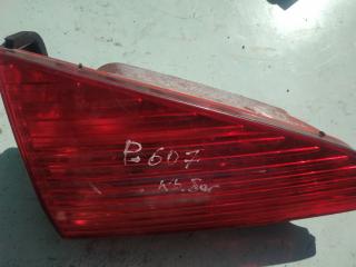 фонарь крышки багажника левый Peugeot 607 1 поколение 2004, 2.2 л., дизель, МКПП, седан