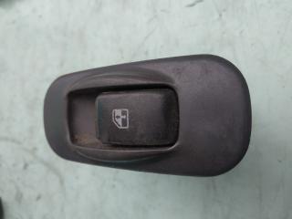 кнопка стеклоподъемника двери передней правой Mitsubishi Galant 6 поколение 1992, 2.0 л., бензин, МКПП, хетчбэк 5 дв., MB962804