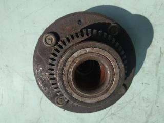 ступица задняя левая Mitsubishi Space Wagon 2 поколение (Typ N30/N40) 1997, 2.0 л., дизель, МКПП, минивэн