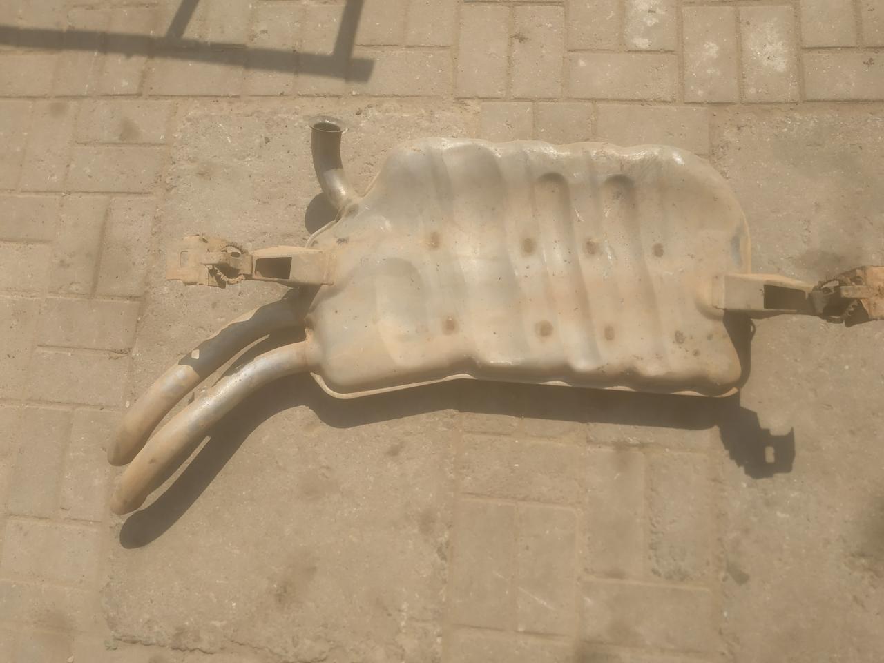 глушитель Renault Laguna 2 поколение 2003, 1.9 л., дизель, МКПП, хетчбэк 5 дв. - фото №1