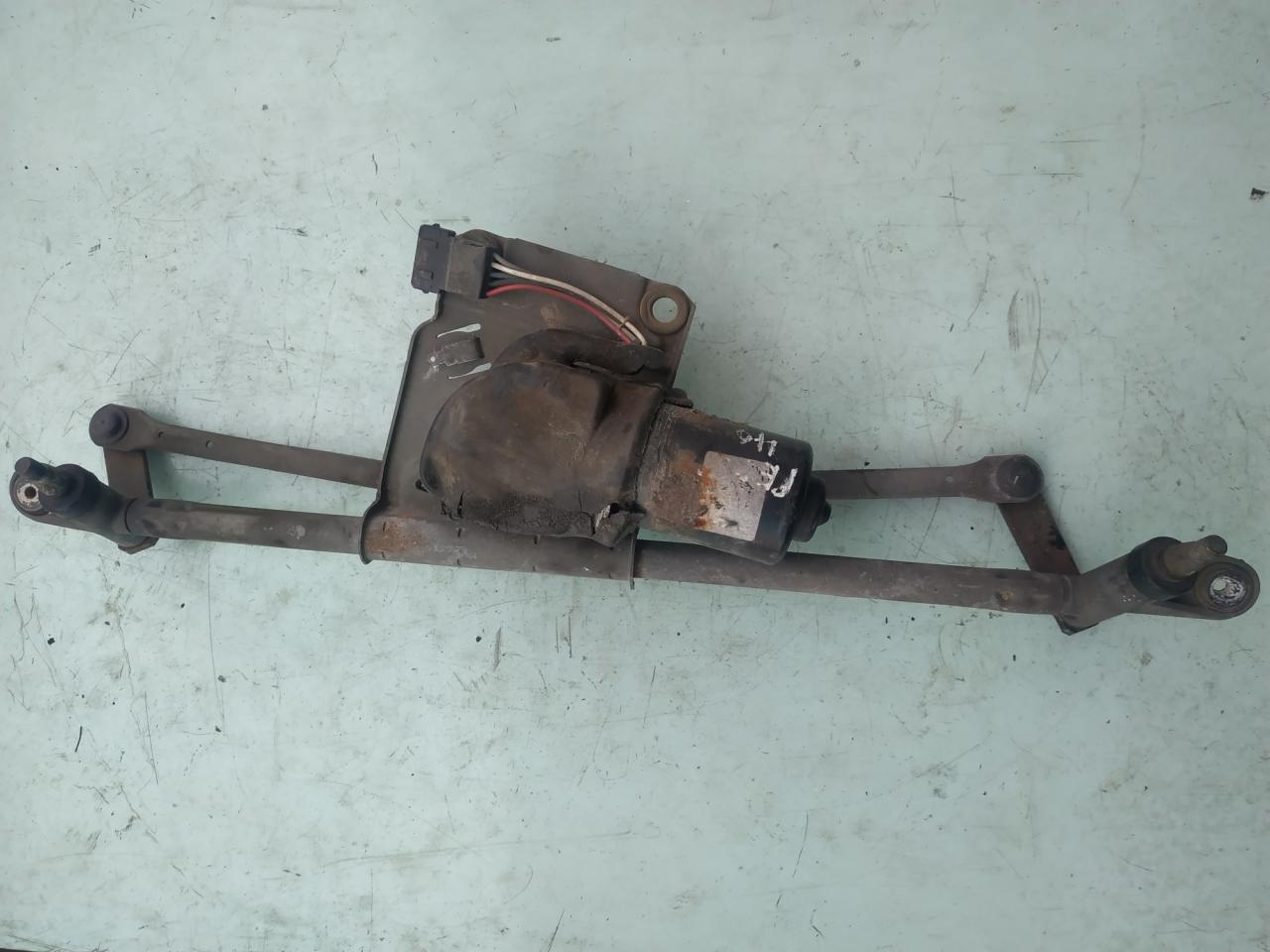 механизм стеклоочистителя (трапеция дворников) Peugeot 406 1 поколение 1998, 2.1 л., дизель, МКПП, универсал - фото №1