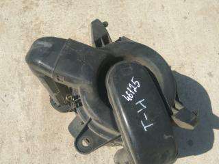 корпус воздушного фильтра Volkswagen Transporter T4 1994, 2.4 л., дизель, МКПП, минивэн, 074129618A
