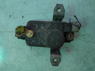 замок двери задней левой Mitsubishi Space Wagon 2 поколение (Typ N30/N40) 1997, 2.0 л., бензин, МКПП, минивэн