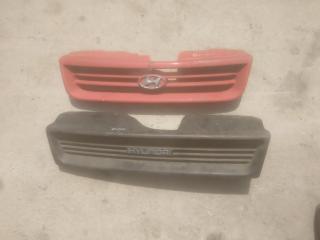 решетка радиатора Hyundai Pony X2 1993, 1.5 л., бензин, МКПП, седан