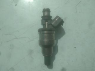 форсунка Mazda MX-6 1 поколение 1994, 2.0 л., бензин, МКПП, купе, 95500-2040