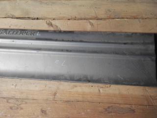 молдинг двери передней левой Hyundai Galloper 2004, 2.5 л., дизель, МКПП, минивэн