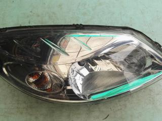 фара правая Renault Sandero 1 поколение 2013, 1.6 л., бензин, МКПП, хетчбэк 5 дв., 8200733877