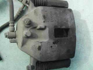 суппорт передний левый Nissan Primera P12 2003, 2.2 л., дизель, МКПП, хетчбэк 5 дв.