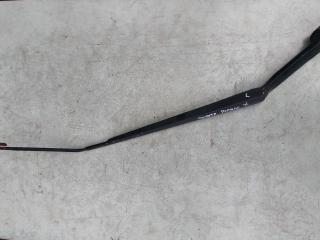 щеткодержатель (поводок стеклоочистителя, дворник) Toyota Picnic 1 поколение 2000, 2.2 л., дизель, МКПП, минивэн