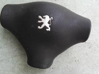 подушка безопасности коленная Peugeot 206 1 поколение 1999, 1.4 л., бензин, МКПП, хетчбэк 5 дв.