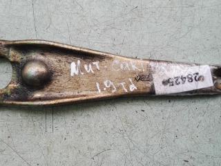вилка сцепления Mitsubishi Carisma 1 поколение 1996, 1.9 л., дизель, МКПП, седан, KN70G178