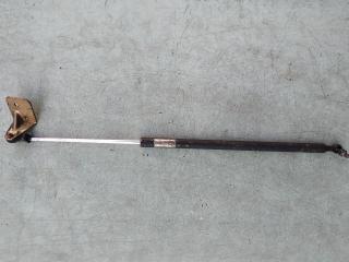 амортизатор крышки багажника (3-5 двери) Suzuki Baleno 1 поколение 1997, 1.6 л., бензин, МКПП, хетчбэк 5 дв.