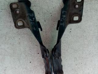 петля капота Renault Laguna 2 поколение 2003, 1.8 л., бензин, МКПП, хетчбэк 5 дв.