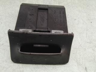 пепельница Renault Laguna 1 поколение 1996, 1.8 л., бензин, МКПП, хетчбэк 5 дв., 7700421441B