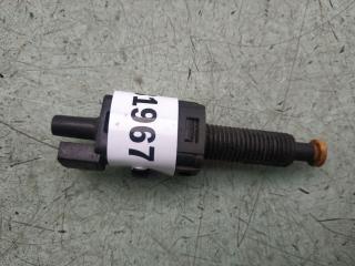 датчик (прочие) Volkswagen Passat B4 1995, 1.8 л., бензин, МКПП, седан, 811907343B