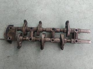 ось коромысел Mazda 626 3 поколение 1991, 2.0 л., бензин, МКПП, хетчбэк 5 дв.