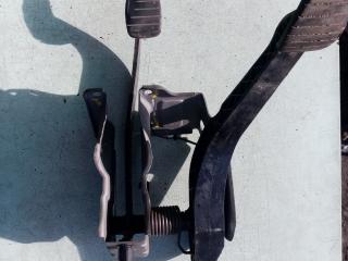 узел педальный (блок педалей) Renault Logan 1 поколение 2008, 1.6 л., бензин, МКПП, седан, 465106846R