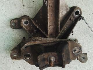 кронштейн КПП Renault Logan 1 поколение 2009, 1.6 л., бензин, МКПП, седан, 8200457080
