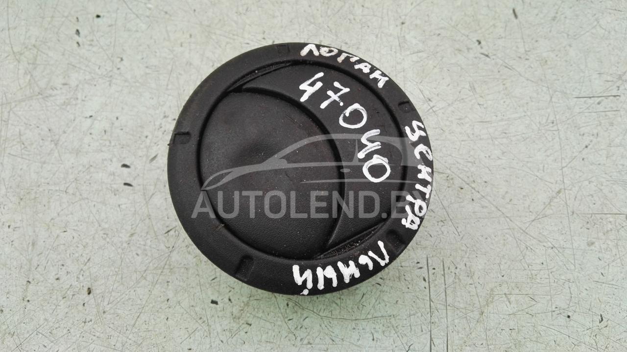 дефлектор обдува салона Renault Logan 1 поколение 2009, 1.6 л., бензин, МКПП, седан, 8200212480 - фото №1