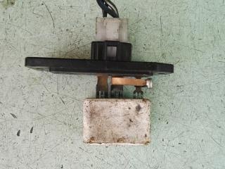 сопротивление печки Mitsubishi Galant 6 поколение 1991, 2.0 л., бензин, МКПП, хетчбэк 5 дв.