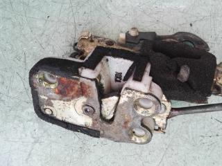замок двери передней левой Mitsubishi Lancer 4 поколение 1991, 1.5 л., бензин, МКПП, хетчбэк 5 дв.