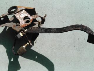 педаль Hyundai Santamo 1 поколение 1999, 2.0 л., бензин, МКПП, минивэн