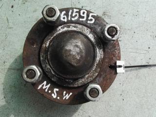 ступица задняя левая Mitsubishi Space Wagon 2 поколение (Typ N30/N40) 1996, 2.0 л., дизель, МКПП, минивэн