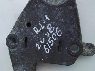 кронштейн двигателя Renault Laguna 1 поколение 1995, 1.8 л., бензин, МКПП, хетчбэк 5 дв., 7700817492