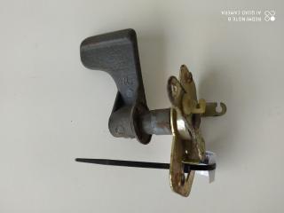 ручка внутренняя задняя левая Daewoo Espero KLEJ [рестайлинг] 1997, 1.8 л., бензин, МКПП, хетчбэк 5 дв.