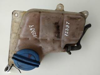 бачок расширительный Audi A6 4A/C4 1996, 2.6 л., бензин, МКПП, седан, 8D0121403D