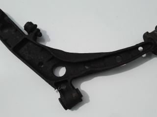 рычаг передний правый Mitsubishi Space Wagon 2 поколение (Typ N30/N40) 1997, 2.0 л., бензин, МКПП, минивэн