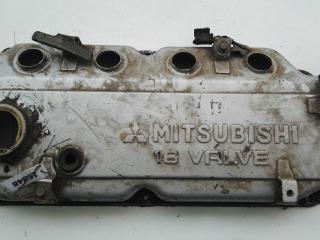 клапанная крышка Mitsubishi Carisma 1 поколение 1997, 1.6 л., бензин, МКПП, хетчбэк 5 дв.
