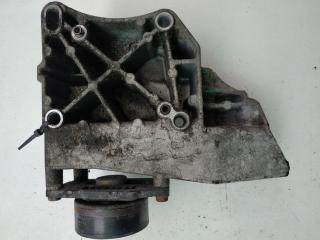 кронштейн (крепление) Peugeot 206 1 поколение 2003, 1.4 л., бензин, МКПП, хетчбэк 5 дв.