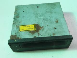 CD-чейнджер Peugeot 206 1 поколение 2003, 1.4 л., бензин, МКПП, хетчбэк 5 дв., 964592148000