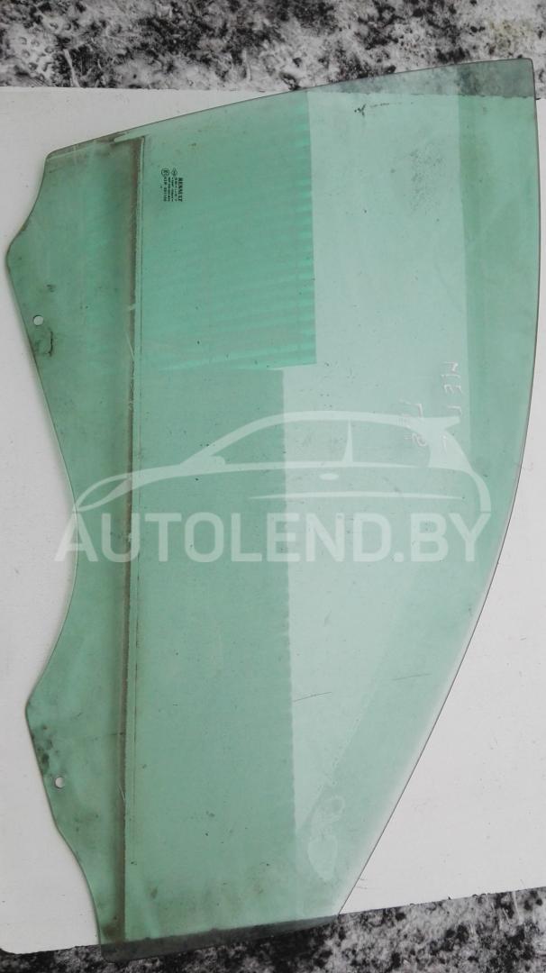 стекло двери передней правой Renault Megane 2 поколение 2004, 1.6 л., бензин, МКПП, хетчбэк 5 дв. - фото №1