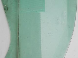 стекло двери передней правой Renault Megane 2 поколение 2004, 1.6 л., бензин, МКПП, хетчбэк 5 дв.