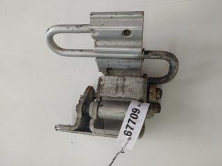 петля двери Volkswagen Passat B5 1998, 1.8 л., бензин, МКПП, седан, 3B4833412B