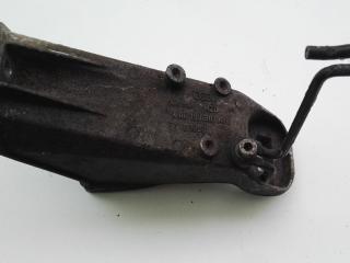 кронштейн двигателя Audi 100 4A/C4 1993, 2.3 л., бензин, МКПП, седан, 4A0199307