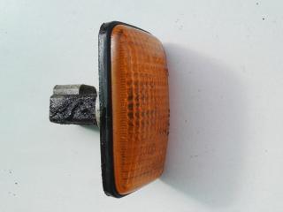 повторитель поворота на крыле Nissan Primera P10 1995, 1.6 л., бензин, МКПП, универсал, 013192