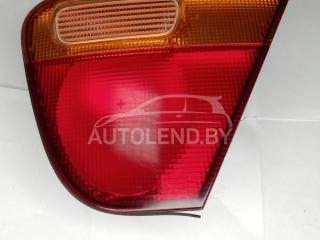 фонарь крышки багажника правый Mitsubishi Carisma 1 поколение 1997, 1.6 л., бензин, МКПП, седан