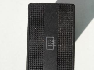 кнопка ручного тормоза (ручника) Volkswagen Passat B4 1994, 1.9 л., дизель, МКПП, седан