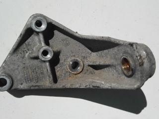 кронштейн (крепление) Fiat Stilo 1 поколение 2003, 1.8 л., бензин, МКПП, хетчбэк 5 дв.