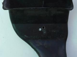 патрубок (трубопровод, шланг) Peugeot 306 1 поколение 1996, 1.8 л., бензин, АКПП, хетчбэк 5 дв., 9615716580