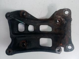 кронштейн двигателя Toyota Corolla 9 поколение (E120/E130) 2003, 2.0 л., дизель, МКПП, хетчбэк 5 дв., 246200477