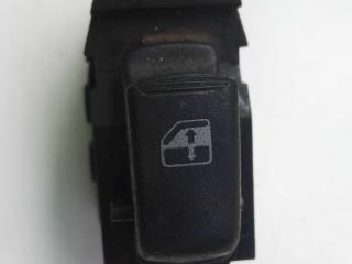 кнопка стеклоподъемника двери передней правой Hyundai Sonata EF 1999, 2.0 л., бензин, МКПП, седан, 621W02280, 620W0304
