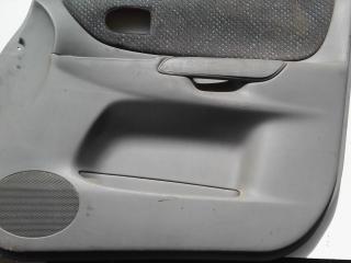 обшивка двери передняя правая Mazda Premacy 1 поколение 2000, 2.0 л., дизель, МКПП, хетчбэк 5 дв.