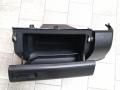 бардачок Mazda 3 BK 2004, 1.6 л., бензин, МКПП, хетчбэк 5 дв. - фото №2