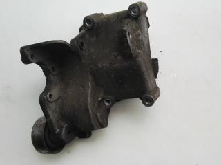 кронштейн (крепление) Hyundai Getz 1 поколение 2003, 1.5 л., дизель, МКПП, хетчбэк 5 дв.