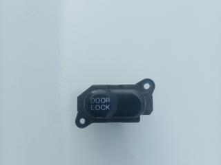 Кнопка блокировки двери Mazda 323 6 поколение [рестайлинг] 2002, 2.0 л., бензин, МКПП, хетчбэк 5 дв.