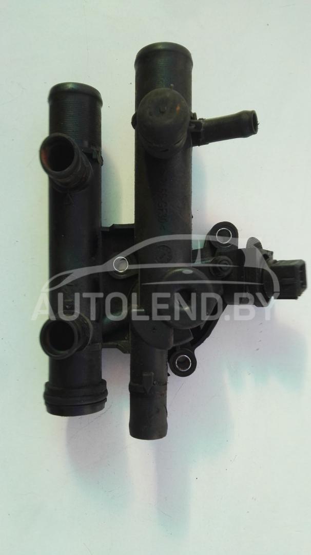 корпус термостата Renault Espace 4 поколение 2003, 2.2 л., дизель, МКПП, минивэн - фото №1